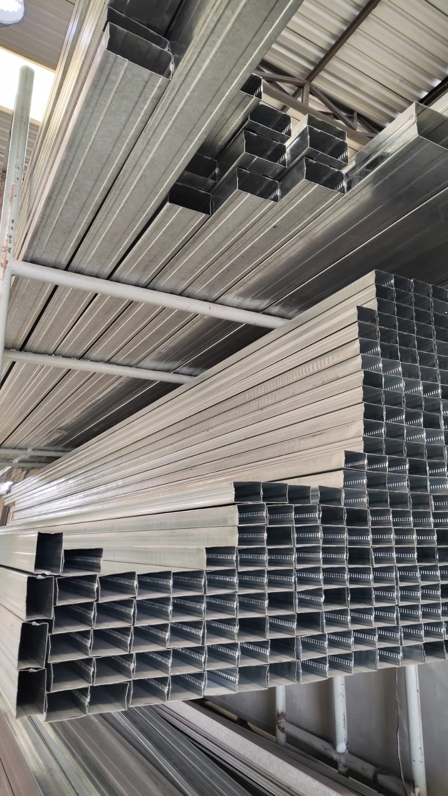 Materiais e Estruturas para Steel Frame Zincatto
